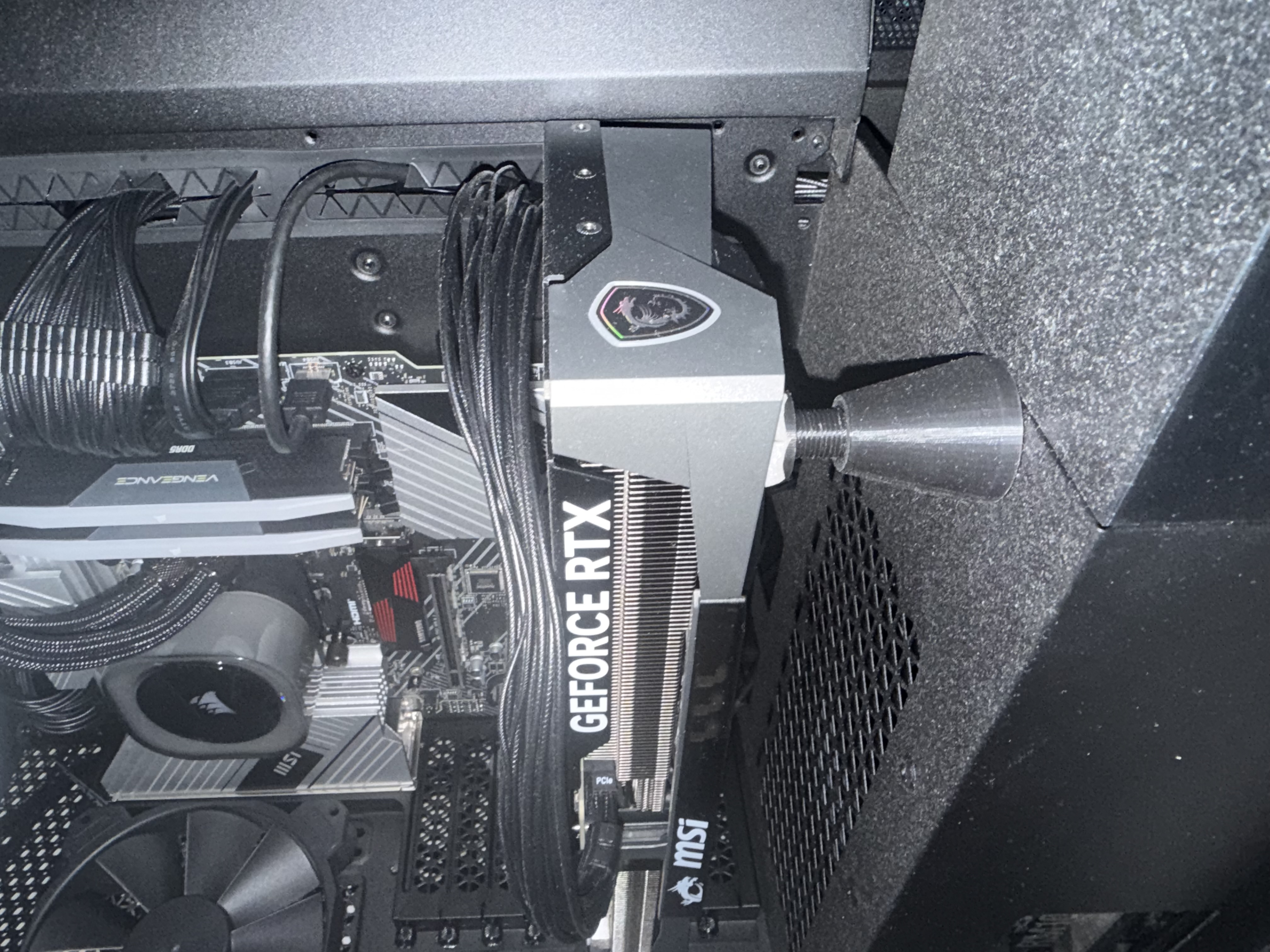 Custom GPU Support Bracket